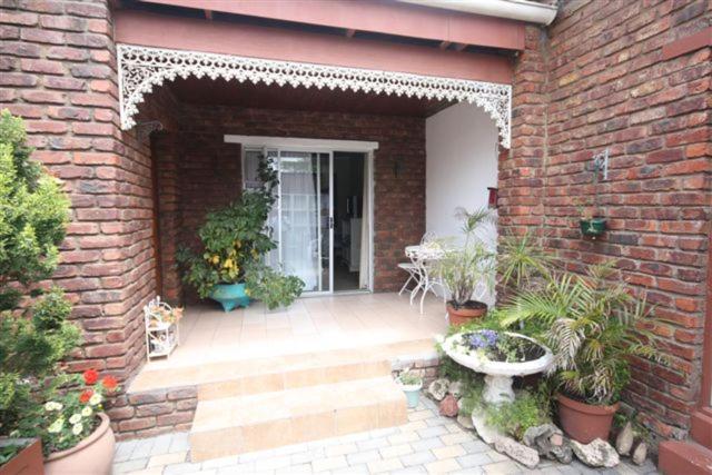 Bluewater Guesthouse Port Elizabeth Kültér fotó