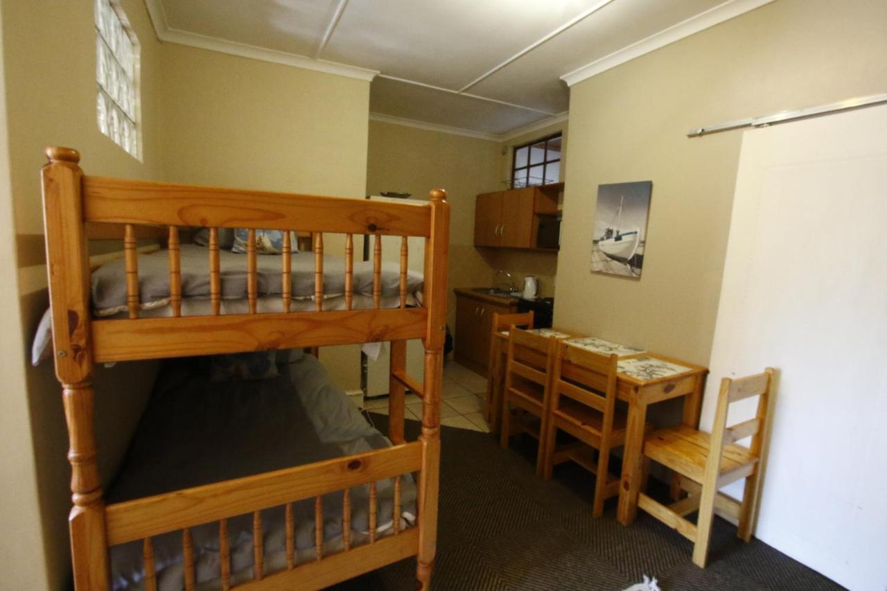 Bluewater Guesthouse Port Elizabeth Kültér fotó