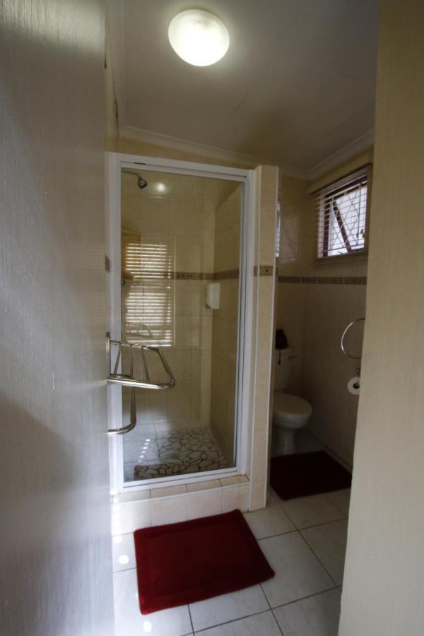 Bluewater Guesthouse Port Elizabeth Kültér fotó